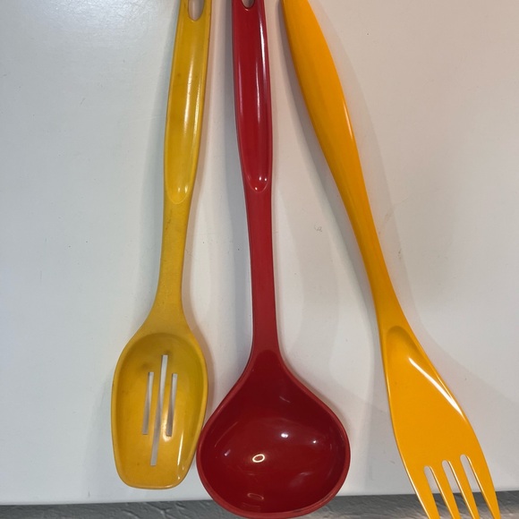 Colorful Kitchen Utensil Set - Red and Yellow - Picture 1 of 4